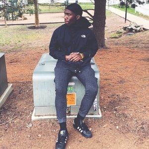 Meet your Posher, Alan